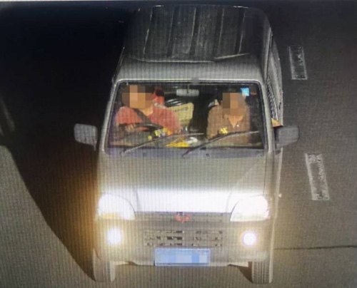 訊電纜被盜割，警方雷霆出擊抓獲犯罪嫌疑人 